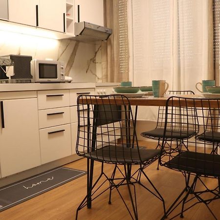 Pine Apartment 티라나 외부 사진