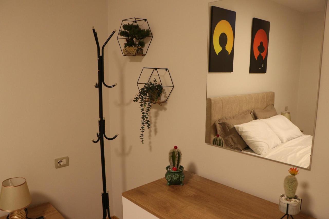 Pine Apartment 티라나 외부 사진