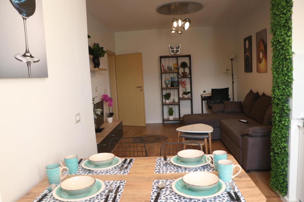 Pine Apartment 티라나 외부 사진