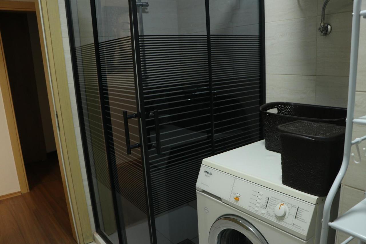 Pine Apartment 티라나 외부 사진